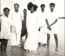 Murthy on the left, Amba on the right with Swami